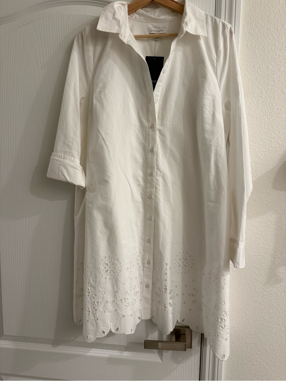 Crown & Ivy Cream/White Button-Down Shirt Dress